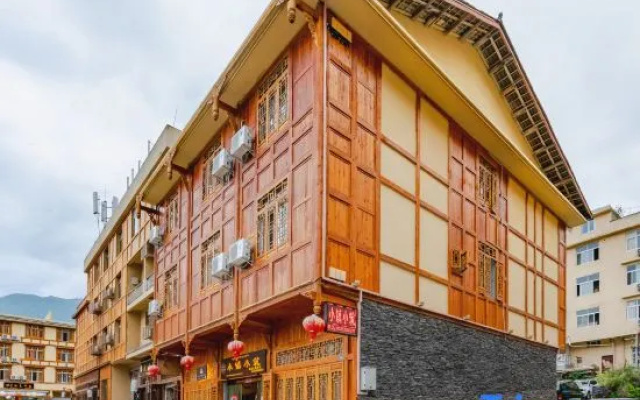 Xiyi Hailuogou townlet Xiaozhu Homestay