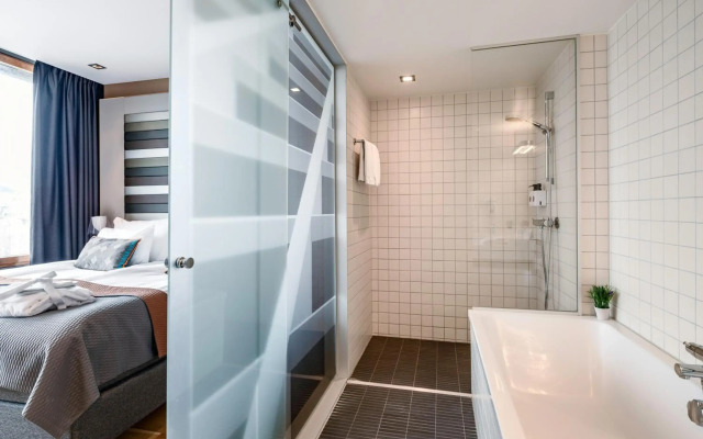 Quality Hotel 33