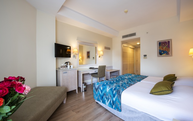 Side Star Park - All Inclusive