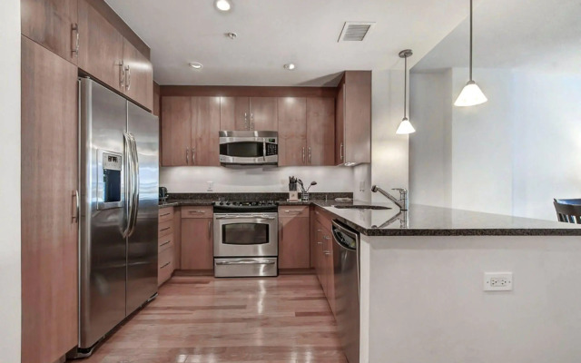 Global Luxury Suites at The Convention Center