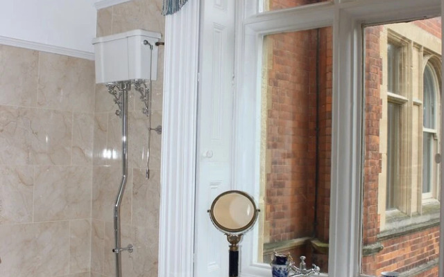 Rossington Hall