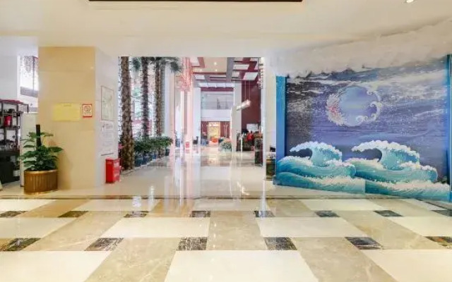 Wuhan Canglong Avenue High-speed Railway Kerry International Hotel