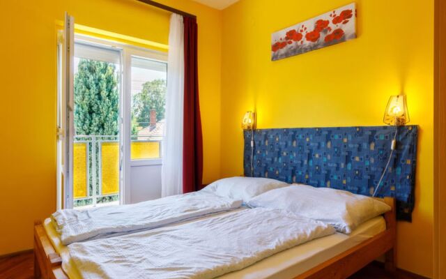 Balaton H2060