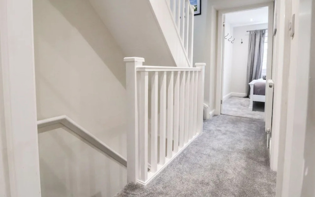 4 Railway Terrace