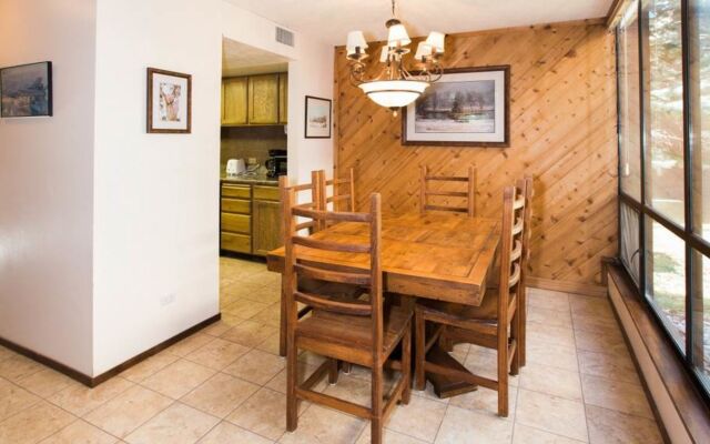 Park Avenue Condominiums by Identity Properties