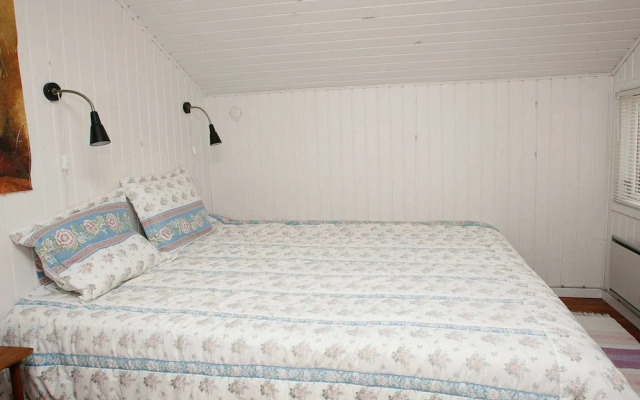 6 Person Holiday Home in Albaek