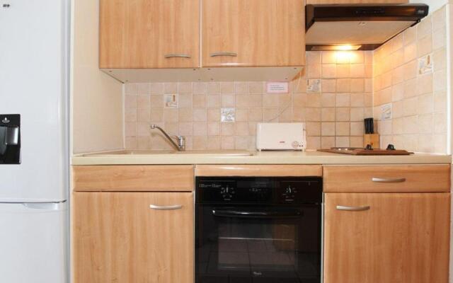 Appartement Balaruc-les-Bains, 1 pièce, 2 personnes - FR-1-553-10