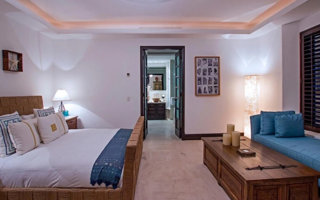 Sunny Vacation Condo 9