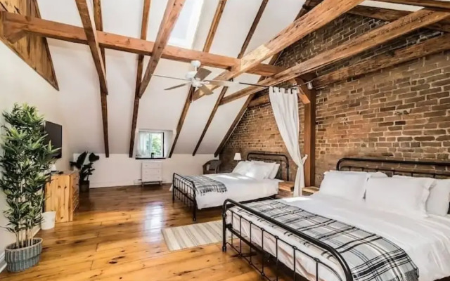 Montreal Artist Loft - Champs