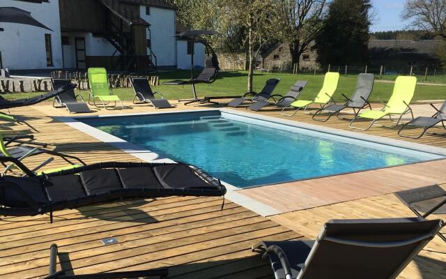 Holiday Home La Roche-en-ardenne With Pool