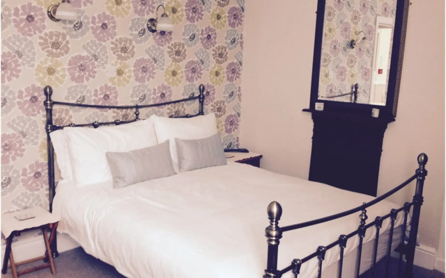 Bowen House - Guest house