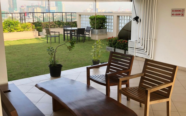 City Centre 2 Bed Room Apartment