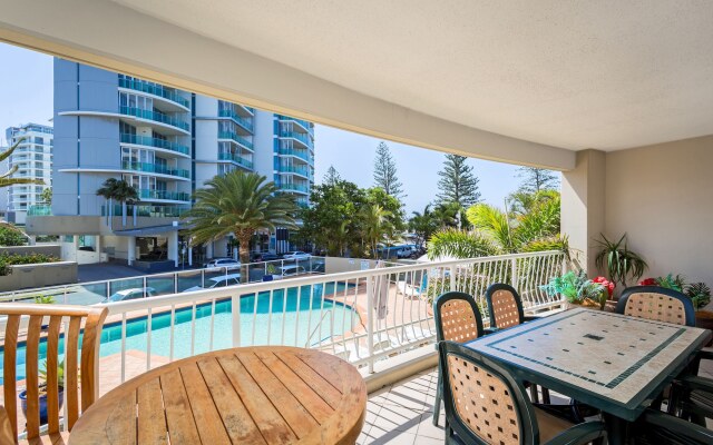 Kirra Beach Apartments