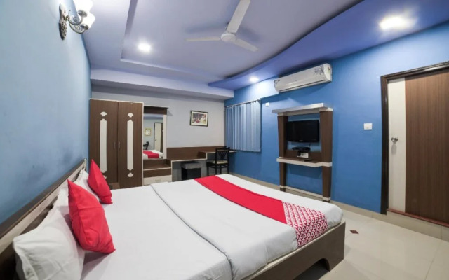 OYO 27803 Hotel Raj Mahal