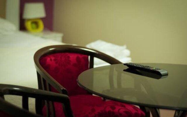Erek Otel