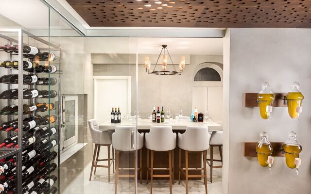 Отель Alfonso XIII, a Luxury Collection Hotel, Seville