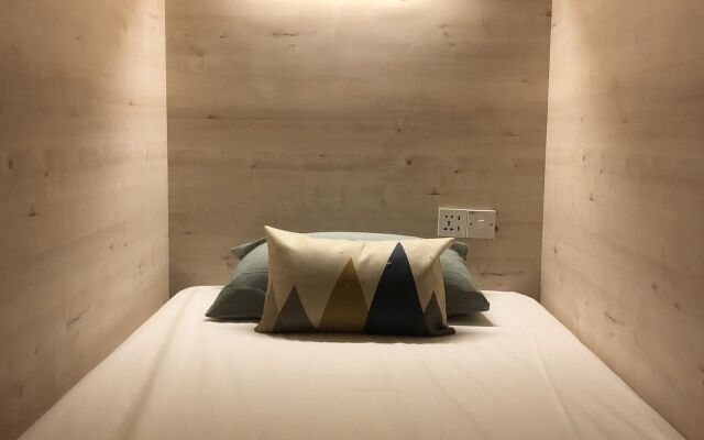 Dé Cafe & Rest House - Hostel