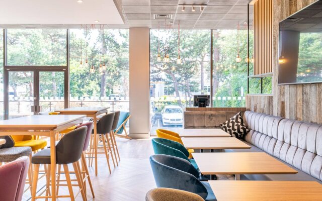 Holiday Inn Bournemouth by IHG