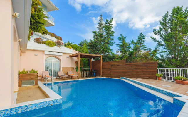 Villa Politia