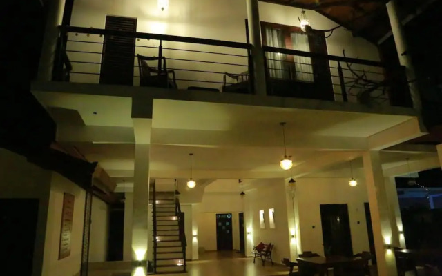 Midigama Holiday Inn