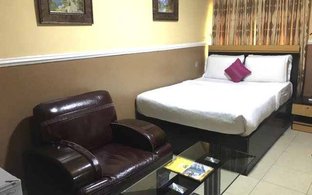 Sweet Savor Hotels & Suites