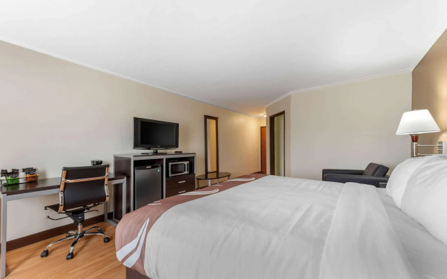 Quality Inn Fairborn near Wright Patterson AFB