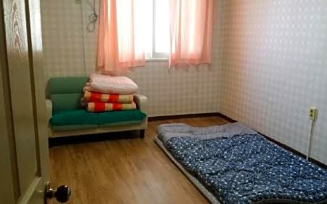 Shila Youth Hostel