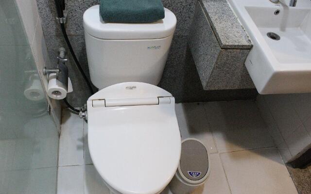 ZEN Rooms Slipi