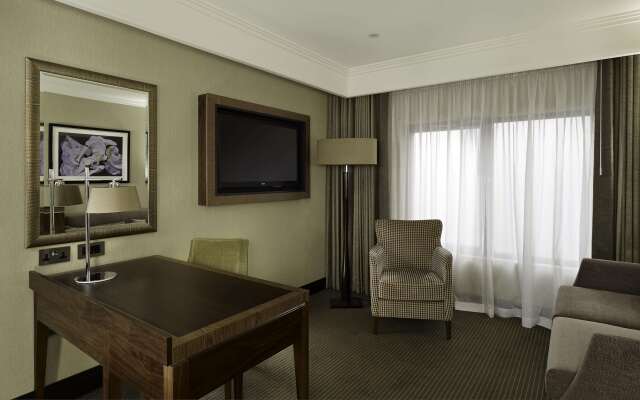 DoubleTree by Hilton London Victoria