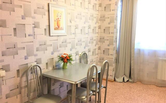 Планета квартир на улице Алексеева 51