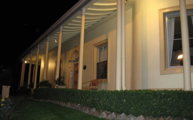 The Lodge on Elizabeth