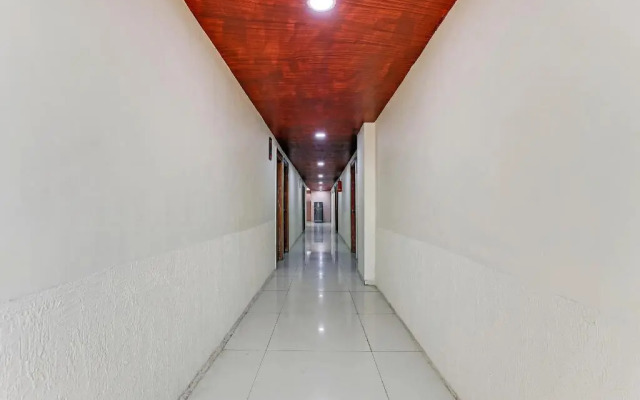 Hotel Shri Sai by OYO Rooms