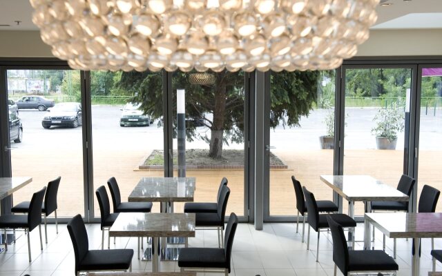 Expo Tower by Mellow Mood Hotels