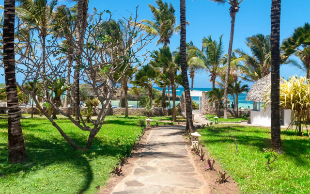 Sun Palm Beach Resort