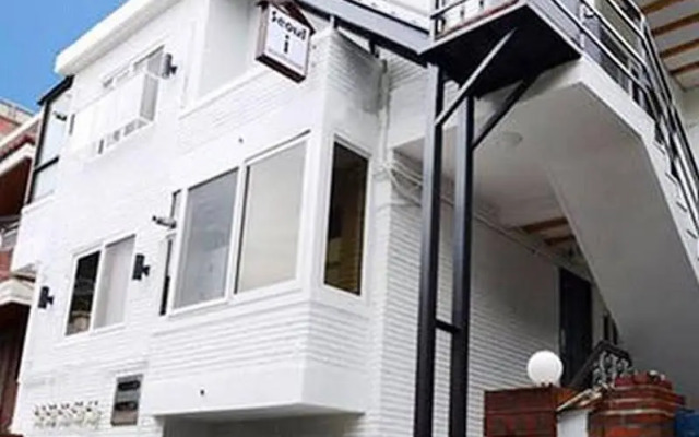 Seoul I Guesthouse Hongdae