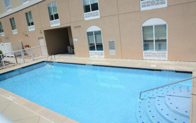 Holiday Inn Express & Suites, Caryville by IHG