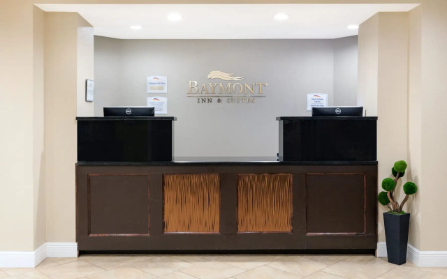 Baymont by Wyndham Midland Center