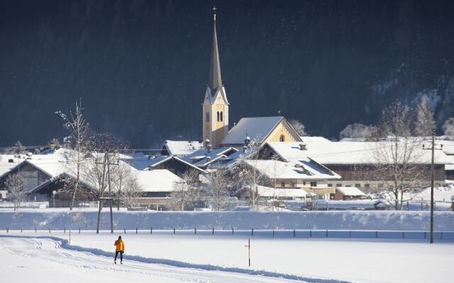 Cozy Holiday Home in Salzburg Near Ski Area