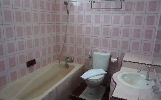 Ilaya Hotel and Resort