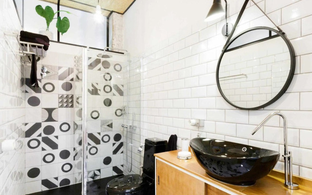 MonKeys Luxury MetaLoft