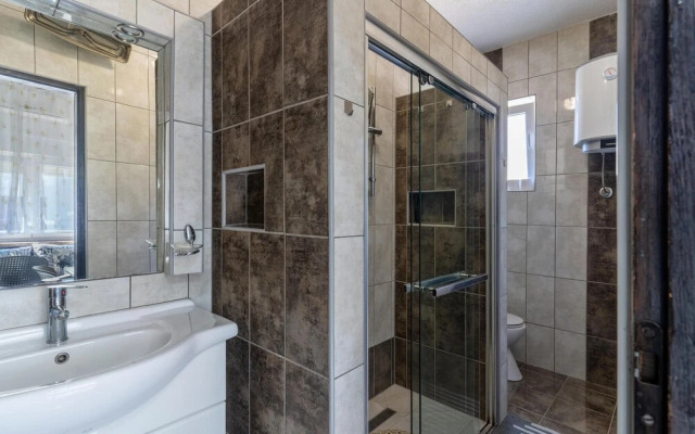 Nice Home in Krk With Wifi and 1 Bedrooms