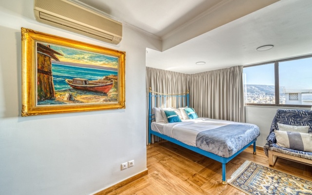 Phaedrus Living: Heritage Luxury Penthouse Kolonaki