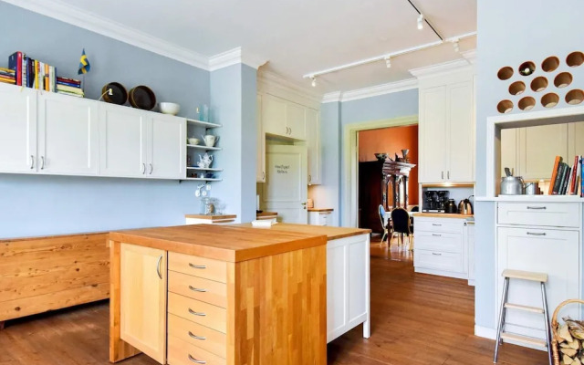 15 Person Holiday Home in Hjortkvarn-by Traum