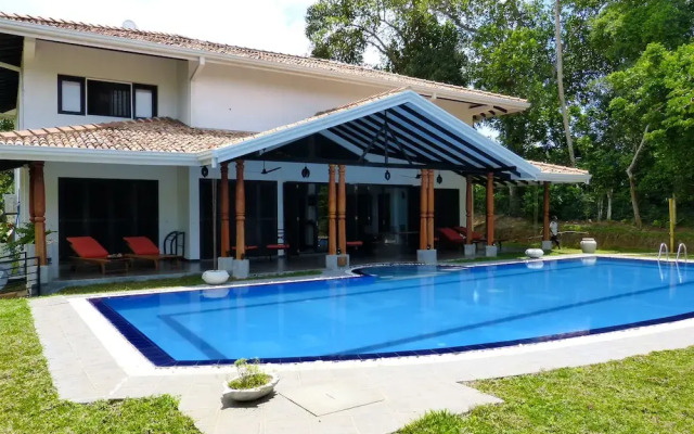 Tropical Dream Villa