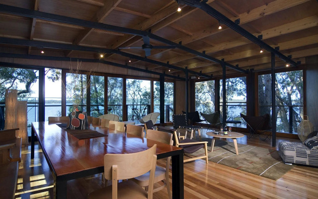 Eumarella Shores Noosa Lake Retreat