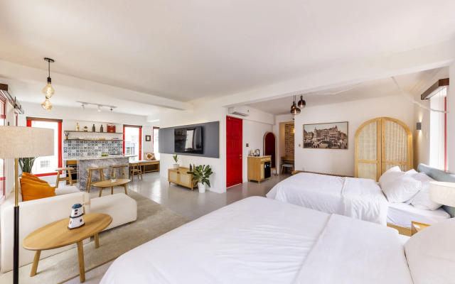 Qhome Saigon - Bui Thi Xuan