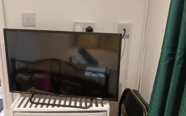 Le Hub - 1BR Apartment - Sleeps 2 - Wifi