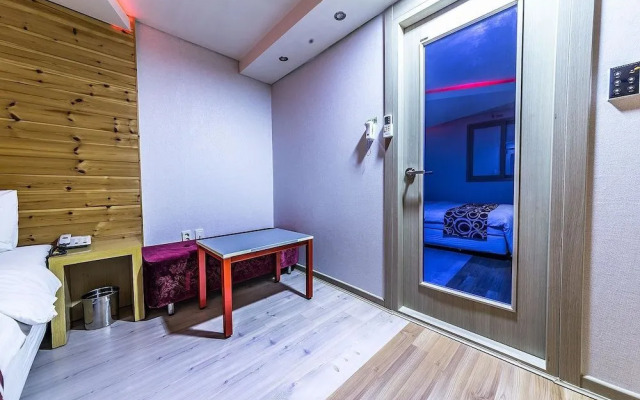 Hotel Queen Suwon