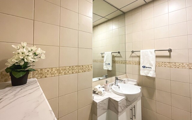 Central Tower by Hi Guests Vacation Homes