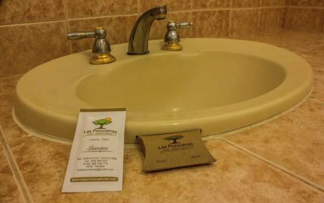 Las Poncianas Hotel